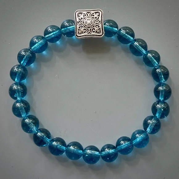 Dark Blue Crystal Handcrafted Beaded Bracelet with Silver Accent - Picture 5 of 7